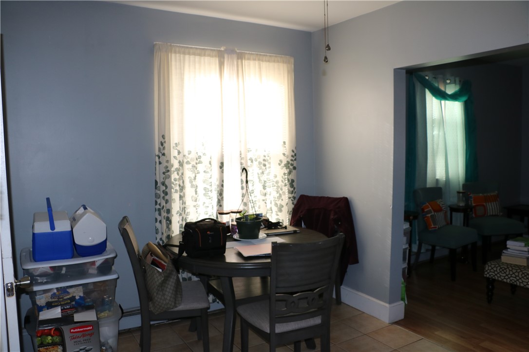 156 Sisson Street Pawtucket, RI 02860 - Photo 17 of 46