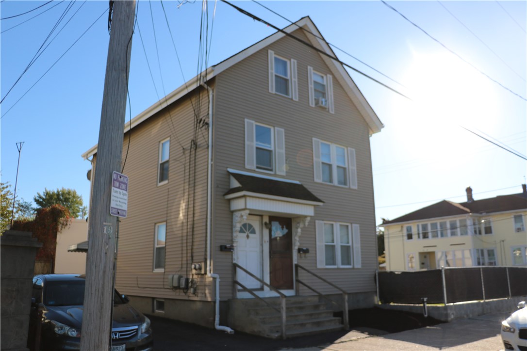 156 Sisson Street Pawtucket, RI 02860 - Photo 2 of 46