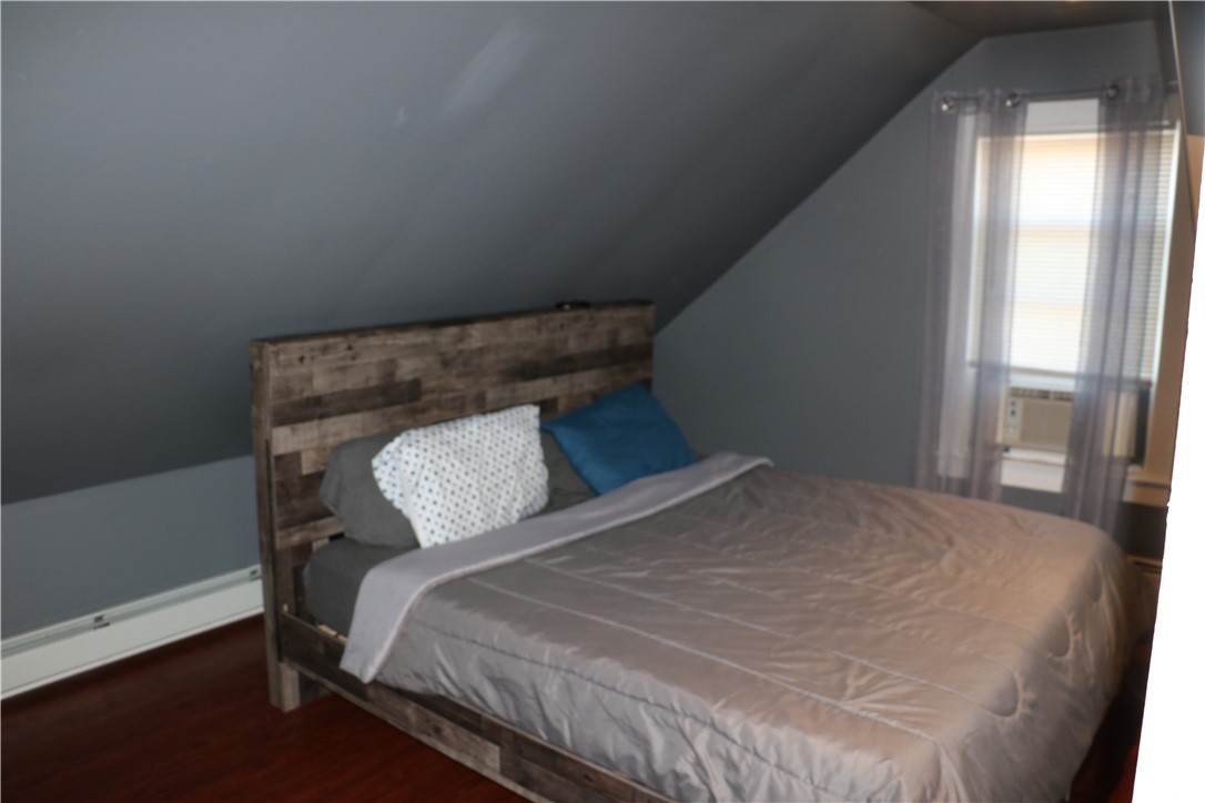 156 Sisson Street Pawtucket, RI 02860 - Photo 40 of 46