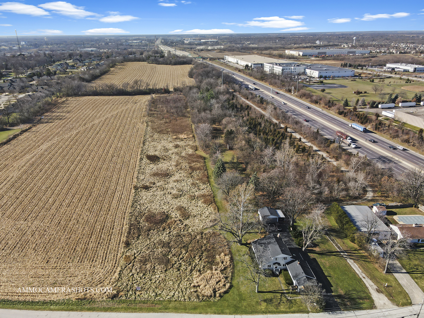 2020 Church Road Aurora, IL 60505 - Photo 2 of 37 a view of city and ocean