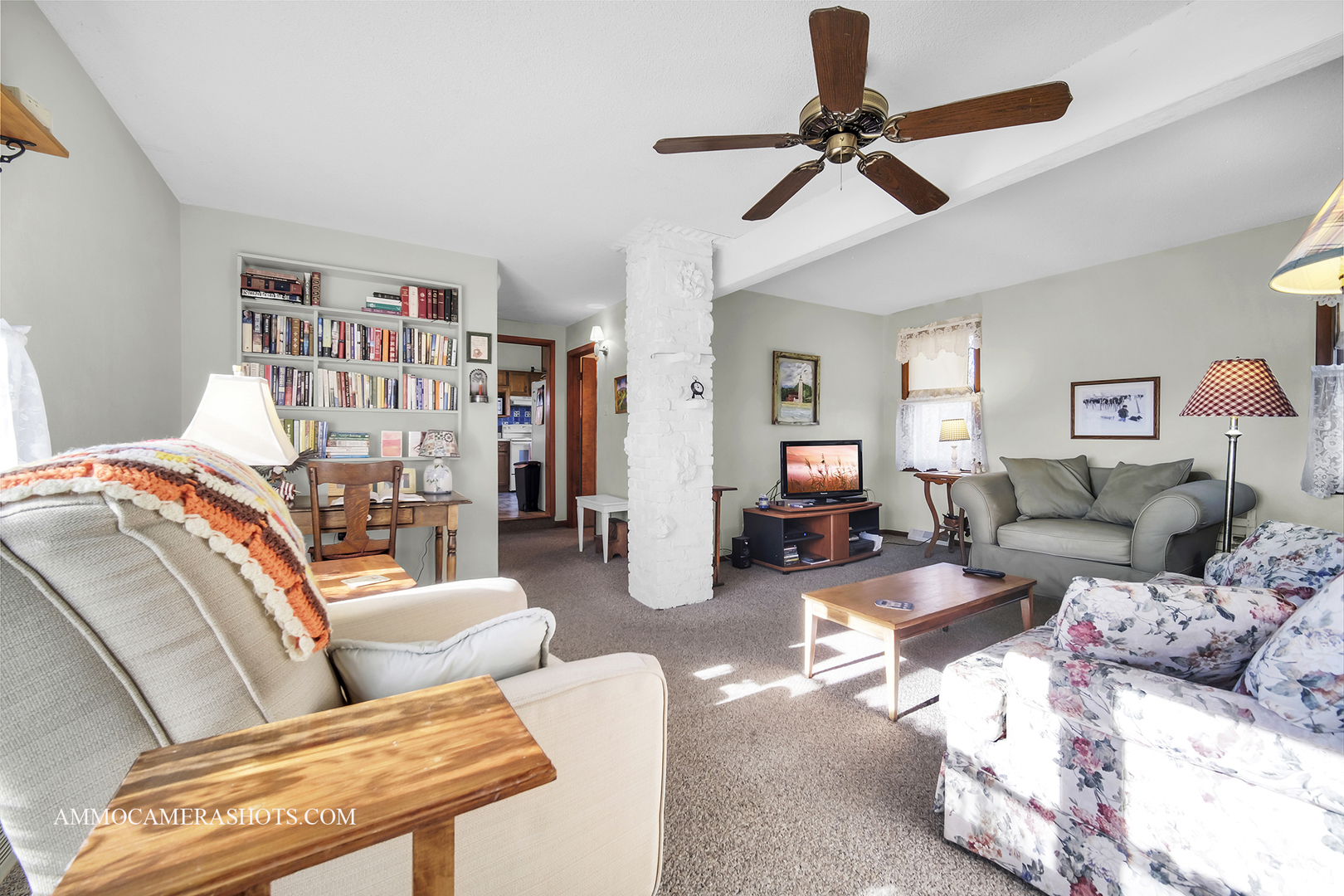 2020 Church Road Aurora, IL 60505 - Photo 22 of 37 a living room with furniture or couch and a ceiling fan