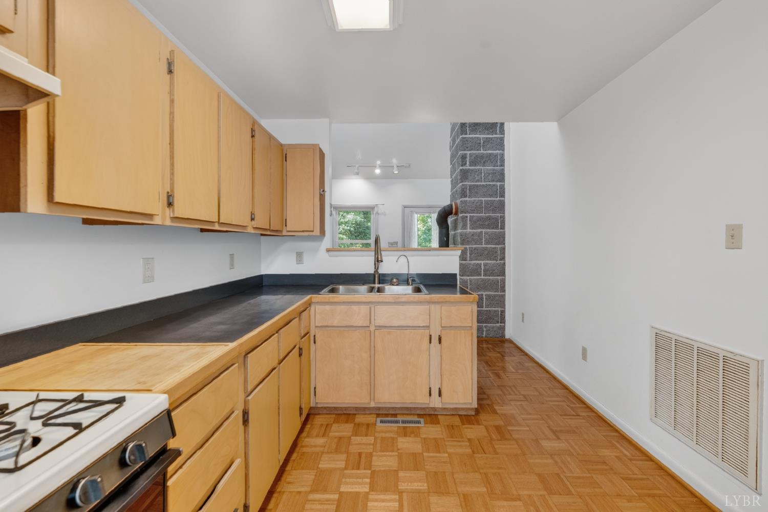 359 Liberty Lane Buckingham, VA 23921 - Photo 18 of 70