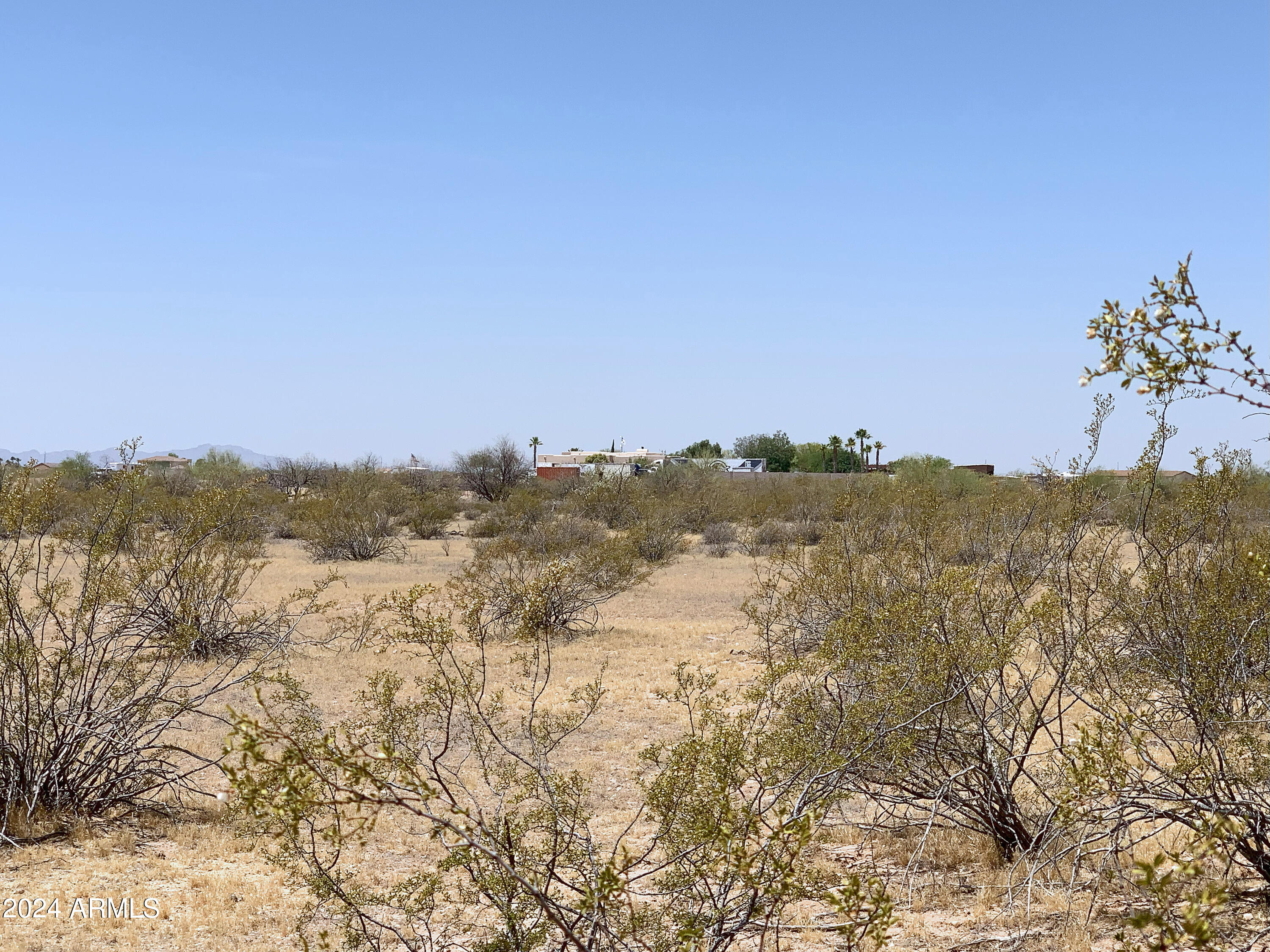 0 West Lowden Road Wittmann, AZ 85361 - Photo 8 of 20 a view of a sky