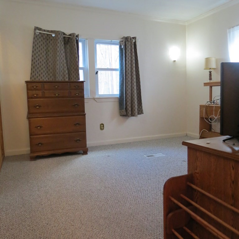 66 Holly Road Taunton, MA 02780 - Photo 24 of 24 Gallery Image 24