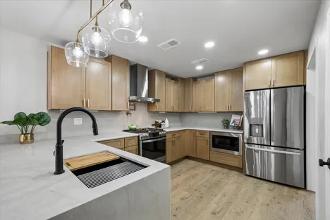 $650,000 | 2923 Kenross Street, Houston, TX 77043