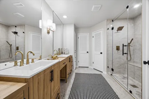 $650,000 | 2923 Kenross Street, Houston, TX 77043