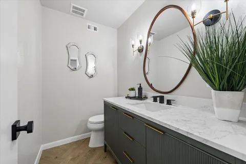 $650,000 | 2923 Kenross Street, Houston, TX 77043