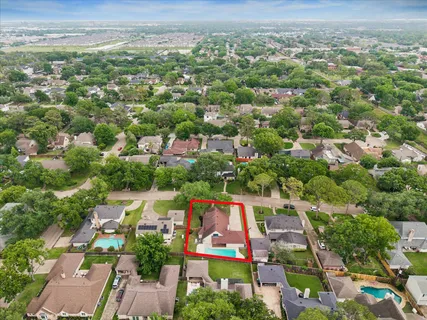 $650,000 | 2923 Kenross Street, Houston, TX 77043