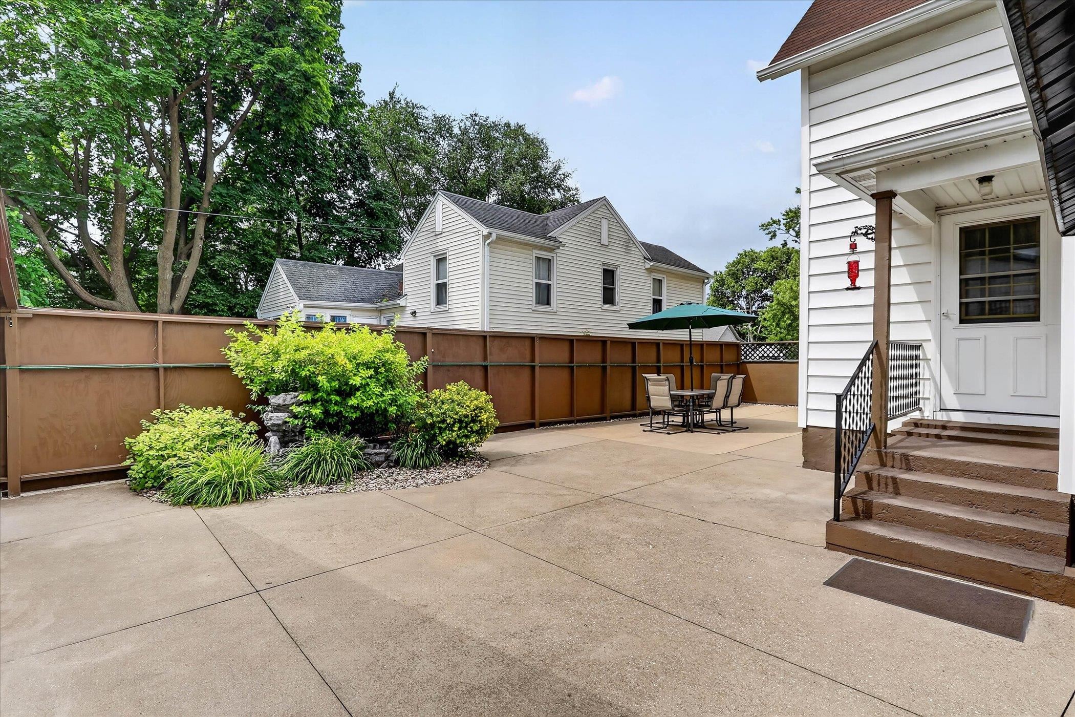 1123 8th Street Beloit, WI 53511 - Photo 56 of 59