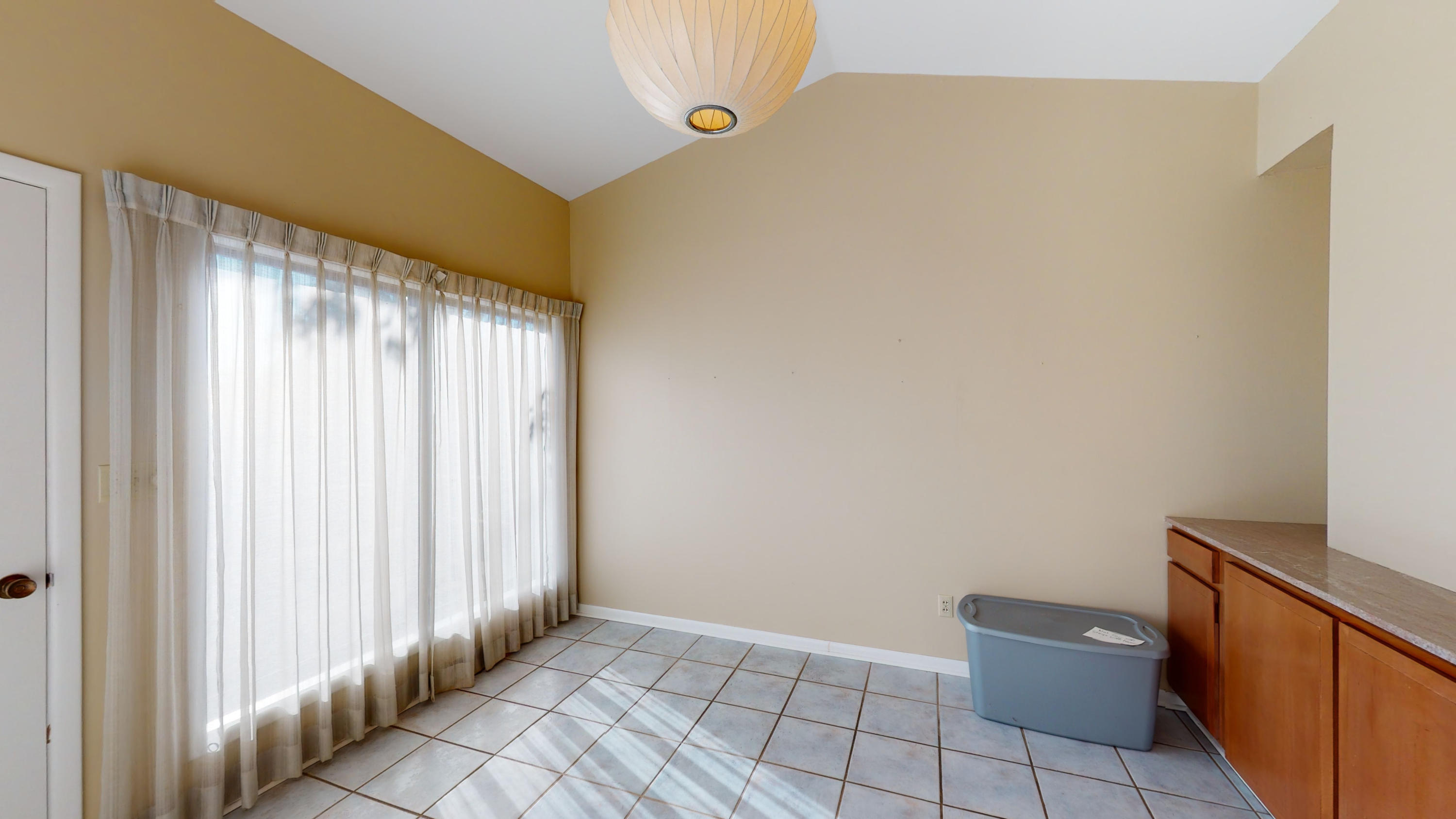 118 Canterbury Road Oak Ridge, TN 37830 - Photo 12 of 28 118-Canterbury-Rd-11102020_173849