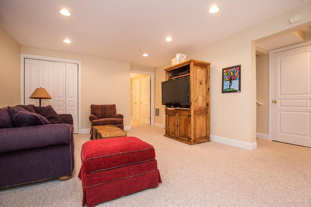 3 Westledge Road Marblehead, MA 01945 - Photo 28 of 30