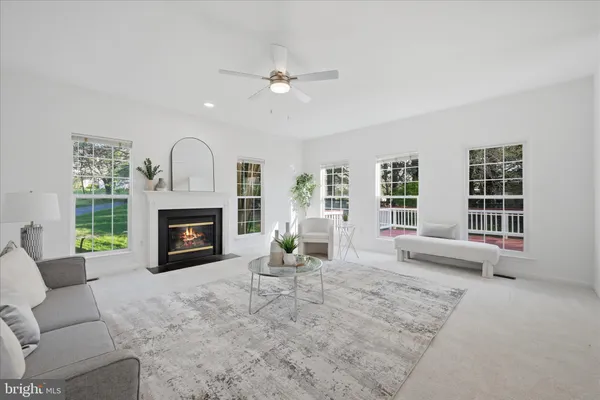 $850,000 | 17550 Deavers Court, Hamilton, VA 20158