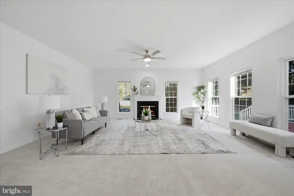 $850,000 | 17550 Deavers Court, Hamilton, VA 20158