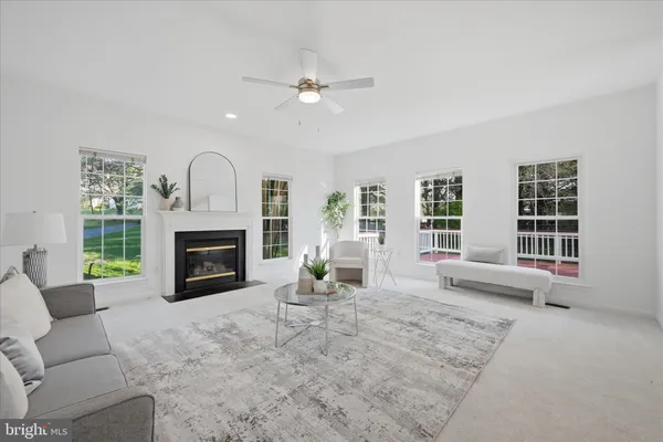 $850,000 | 17550 Deavers Court, Hamilton, VA 20158