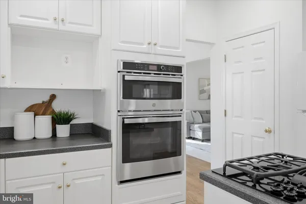 $850,000 | 17550 Deavers Court, Hamilton, VA 20158