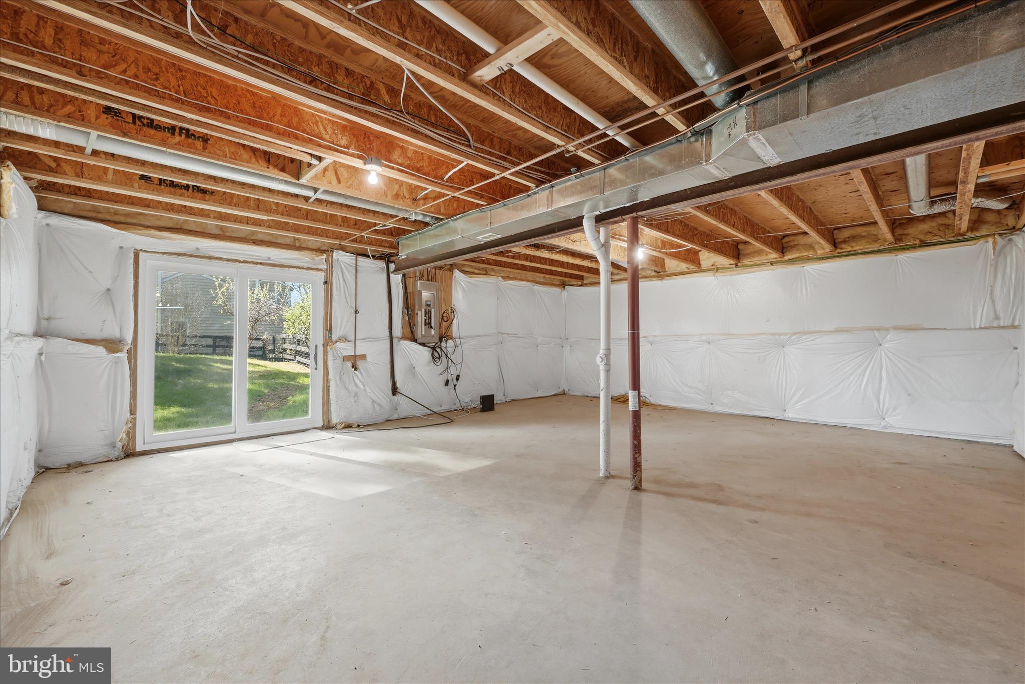 17550 Deavers Court Hamilton, VA 20158 - Photo 46 of 64 Lower Level