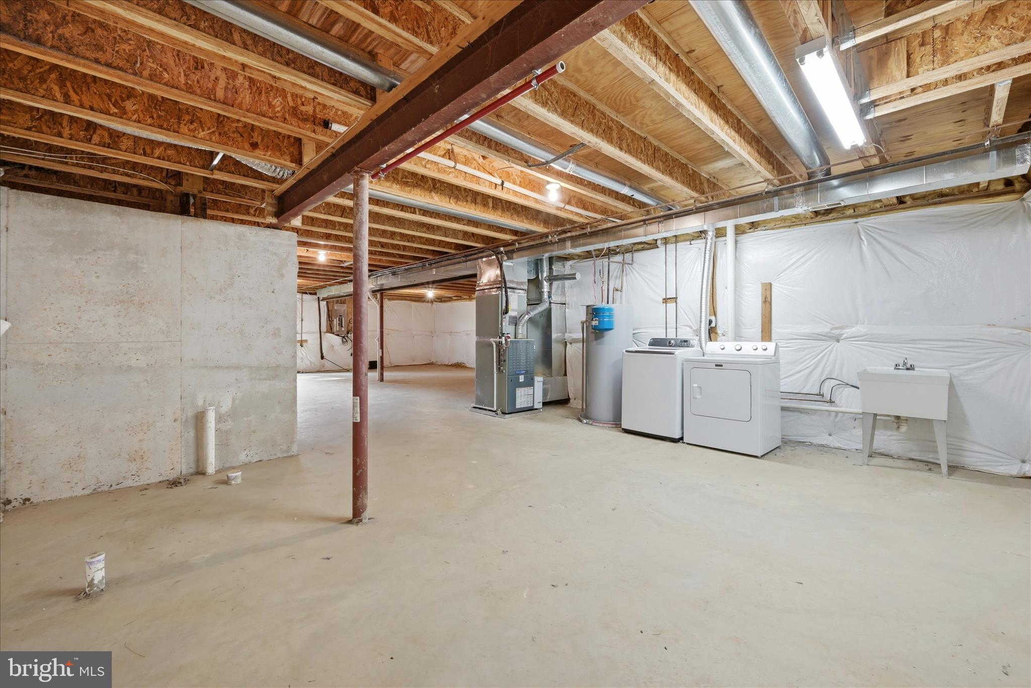17550 Deavers Court Hamilton, VA 20158 - Photo 48 of 64 Lower Level