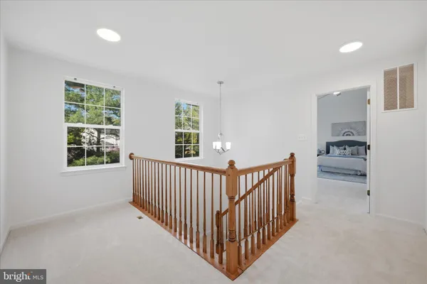 $850,000 | 17550 Deavers Court, Hamilton, VA 20158