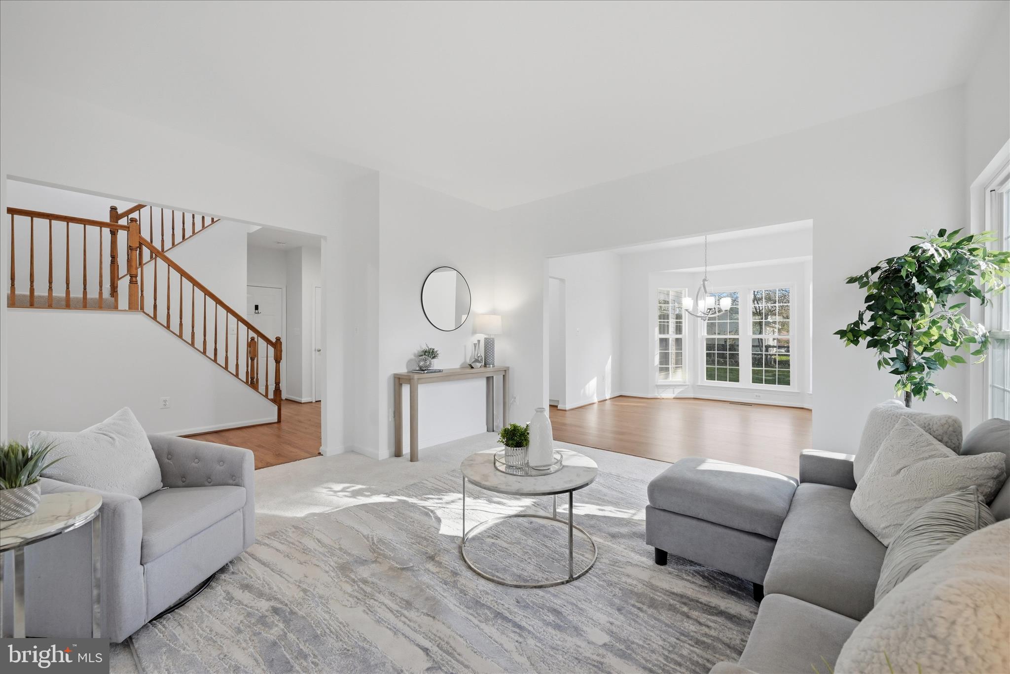 17550 Deavers Court Hamilton, VA 20158 - Photo 10 of 64 Living Room