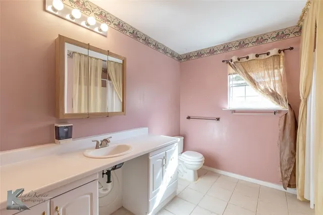 $399,999 | 350 County Road 606, Unit B, Tuscola, TX 79562