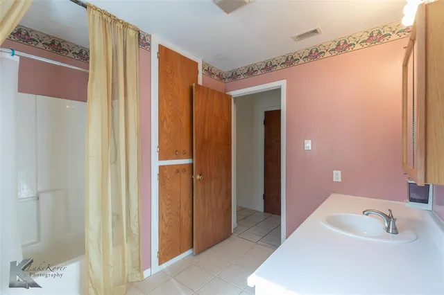 $399,999 | 350 County Road 606, Unit B, Tuscola, TX 79562