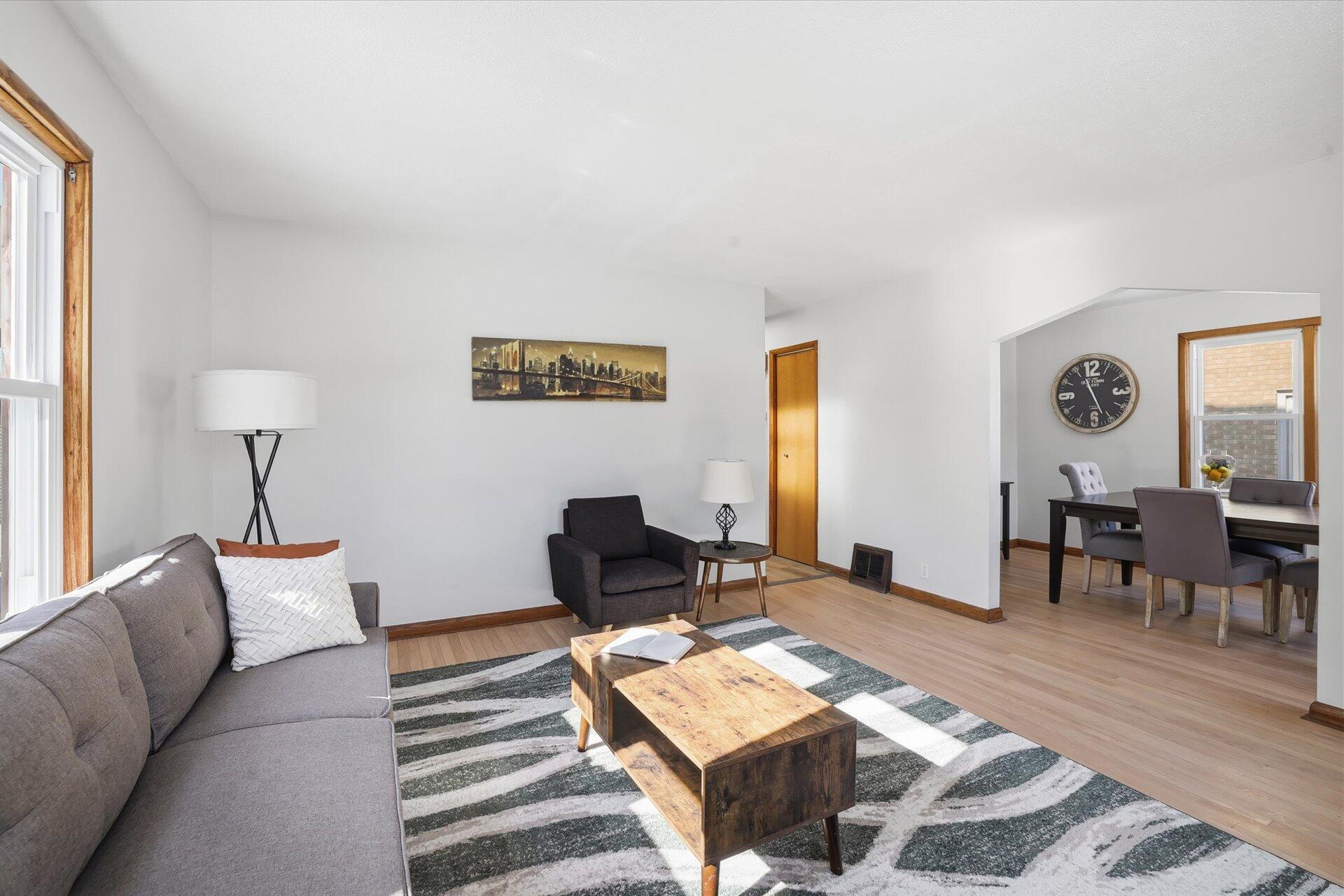 4541 North 65th Street Milwaukee, WI 53218 - Photo 5 of 34 09-009_ACAM9318