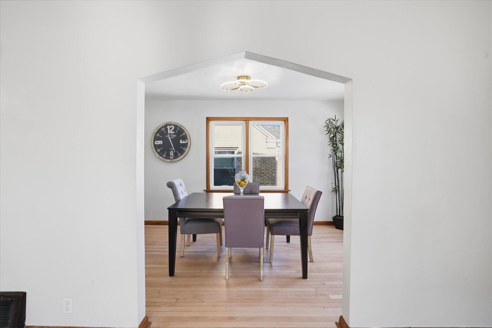 4541 North 65th Street Milwaukee, WI 53218 - Photo 6 of 34 14-014_ACAM9321