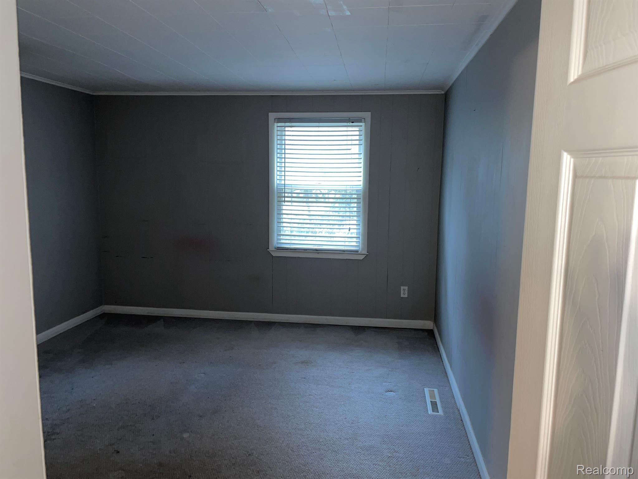 4070 Maybee Road Lake Orion, MI 48359 - Photo 12 of 19 Gallery Image 12