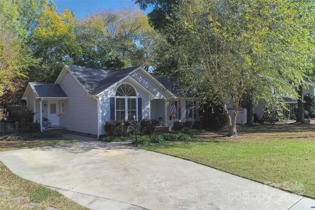 $364,900 | 664 Tryon Place, Gastonia, NC 28054