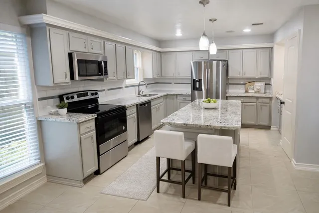 $2,275 | 15702 Tumbling Rapids Drive, Houston, TX 77084