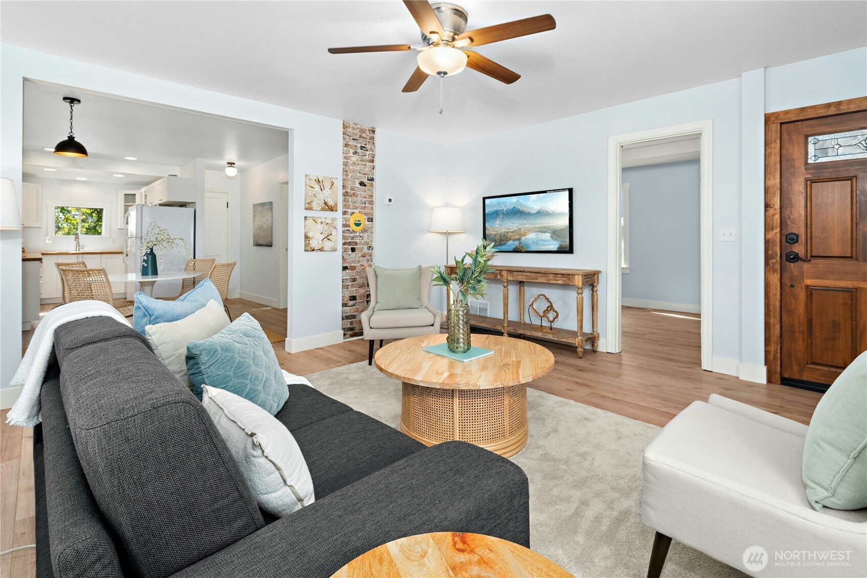 733 North 97th Street Seattle, WA 98103 - Photo 8 of 40 Gallery Image 8