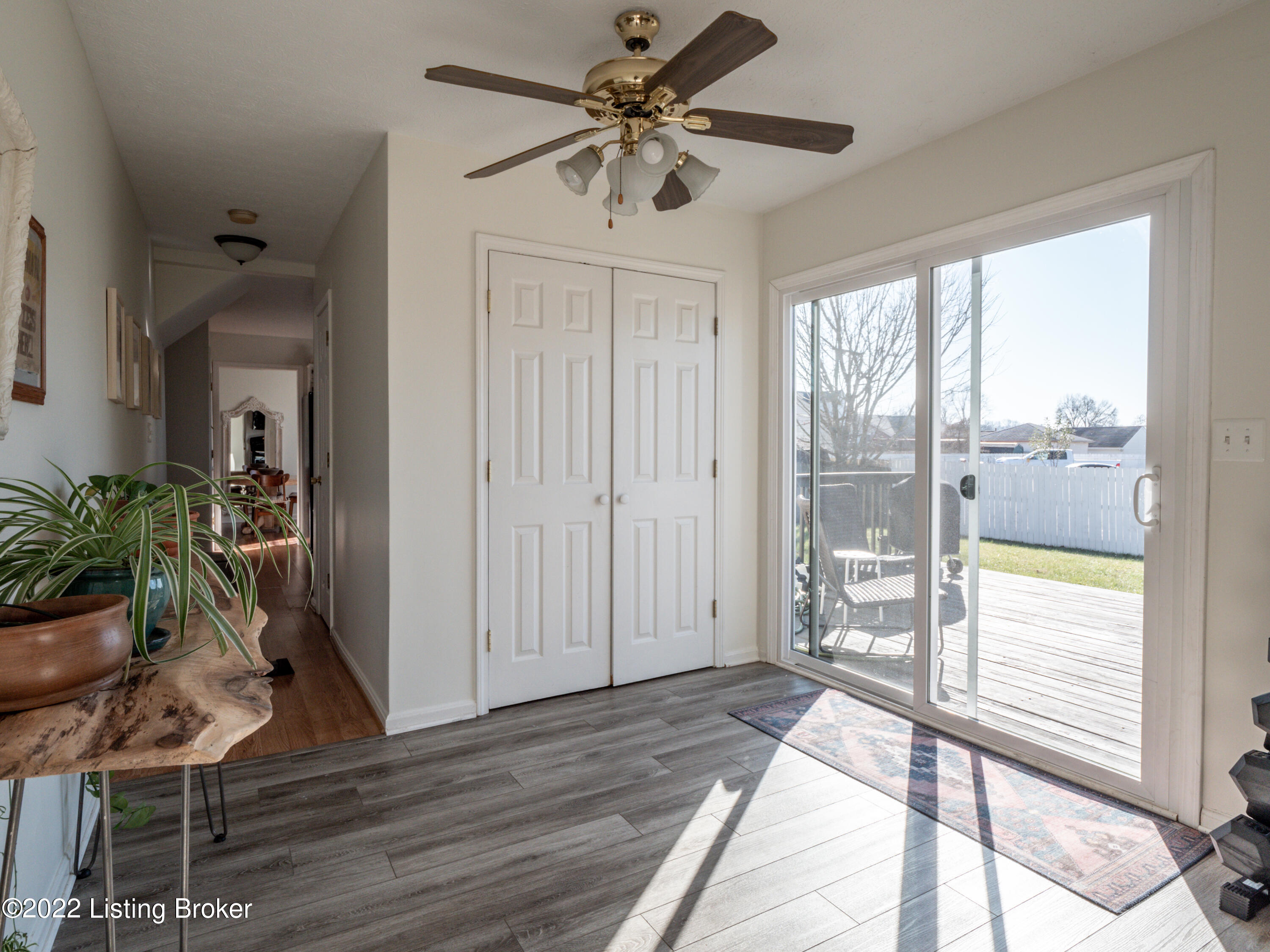6402 Price Ln Road Louisville, KY 40229 - Photo 20 of 26 6402 PRICE LANE-18