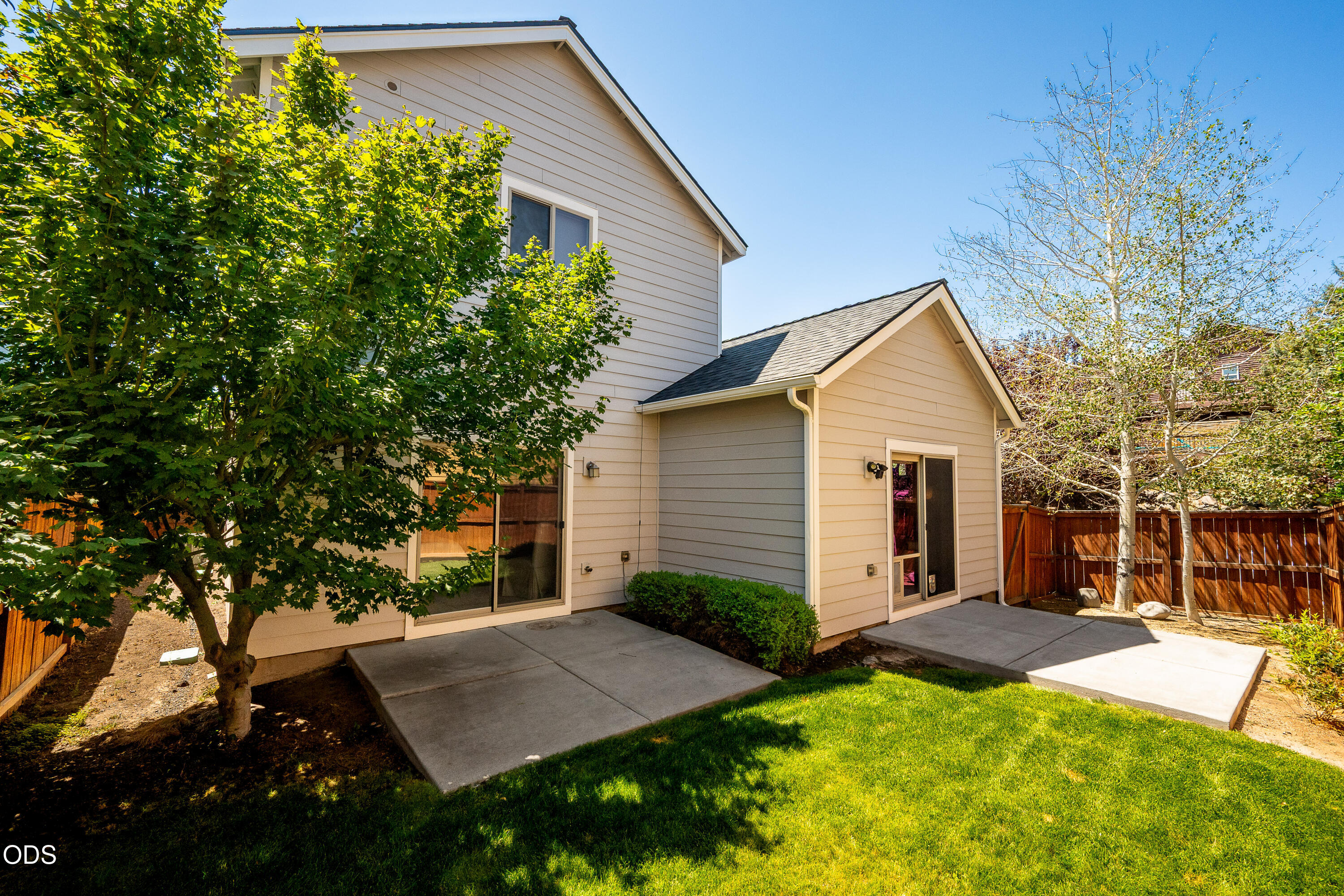 20768 Northeast Horizon Ridge Place Bend, OR 97701 - Photo 40 of 46