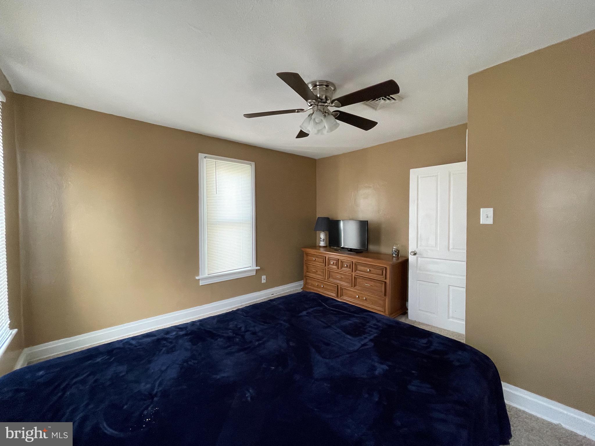 323 Spring Avenue Hanover, PA 17331 - Photo 30 of 37 Gallery Image 30