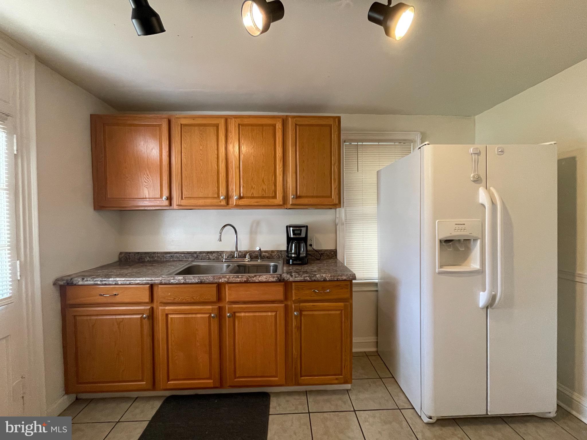 323 Spring Avenue Hanover, PA 17331 - Photo 5 of 37 Gallery Image 5