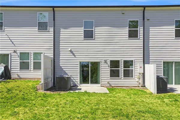 $379,900 | 1665 Villageside Court, Lawrenceville, GA 30043