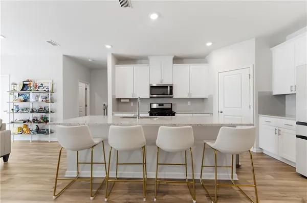 $379,900 | 1665 Villageside Court, Lawrenceville, GA 30043