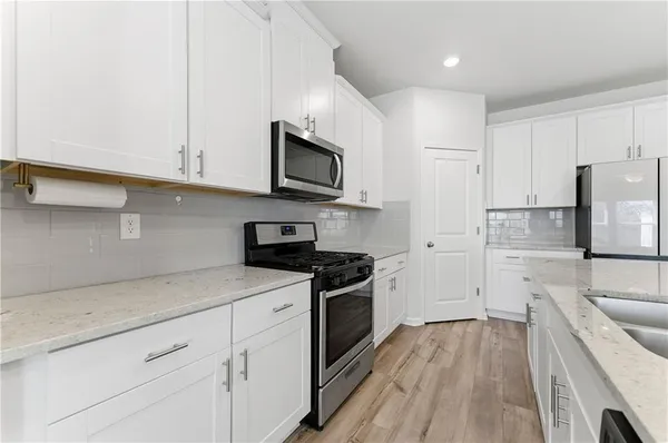 $379,900 | 1665 Villageside Court, Lawrenceville, GA 30043