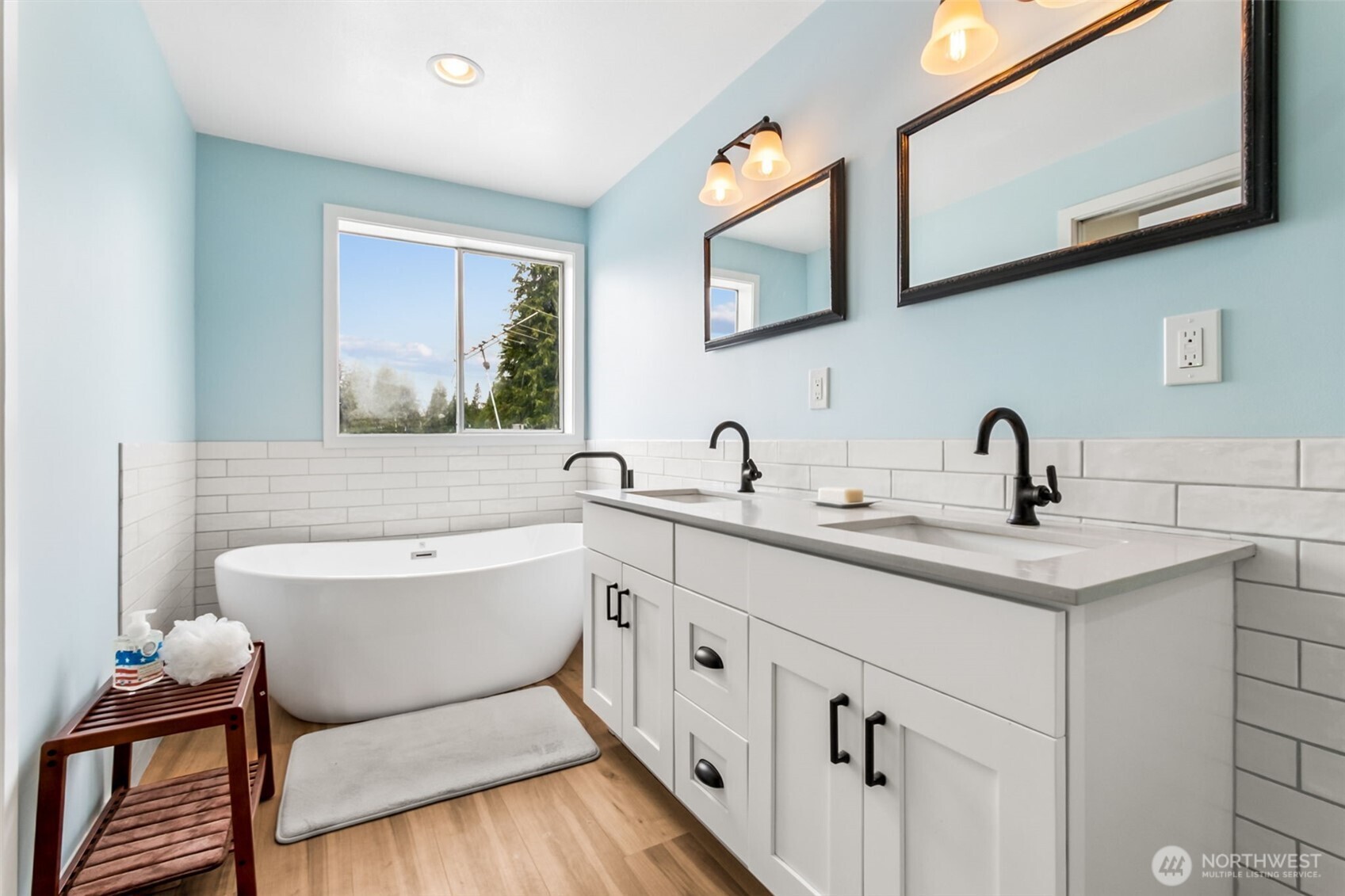 21702 Southeast 262nd Place Maple Valley, WA 98038 - Photo 20 of 40
