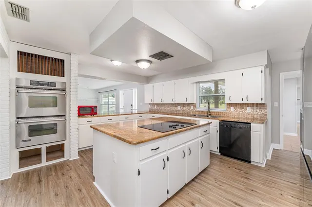 $485,000 | 4515 Meadowview Drive, Lakeland, FL 33810