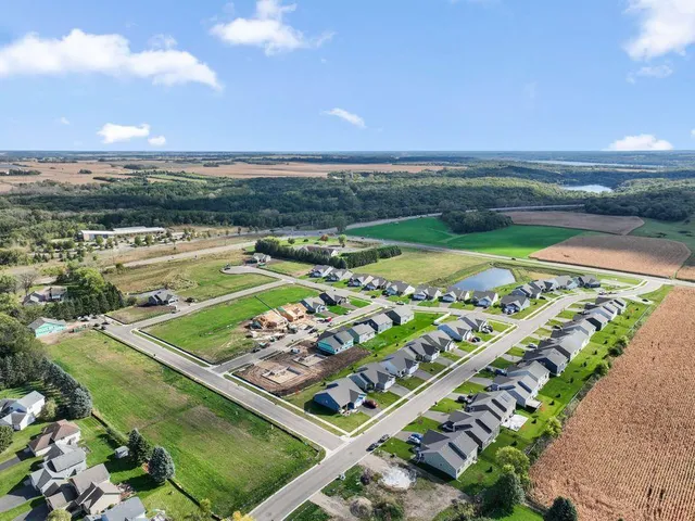 $499,990 | 9820 Upper 89th Street South, Cottage Grove, MN 55016