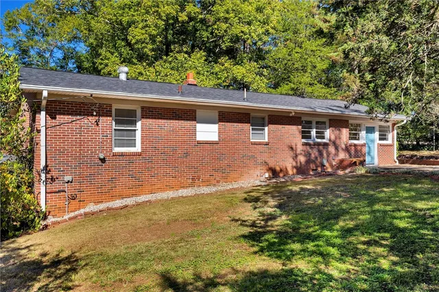 $240,000 | 105 Midway Drive, Westminster, SC 29693