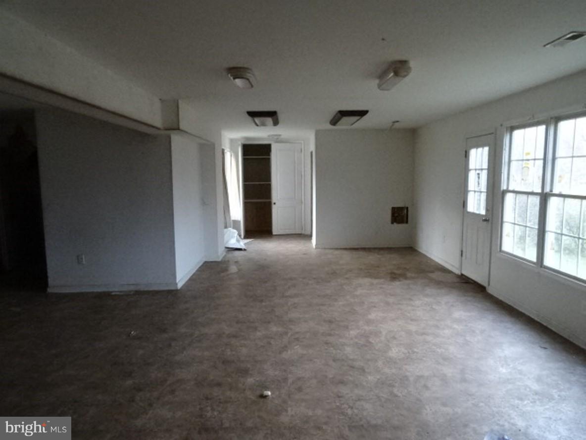 11012 Powell Road Thurmont, MD 21788 - Photo 6 of 25 Interior (General)