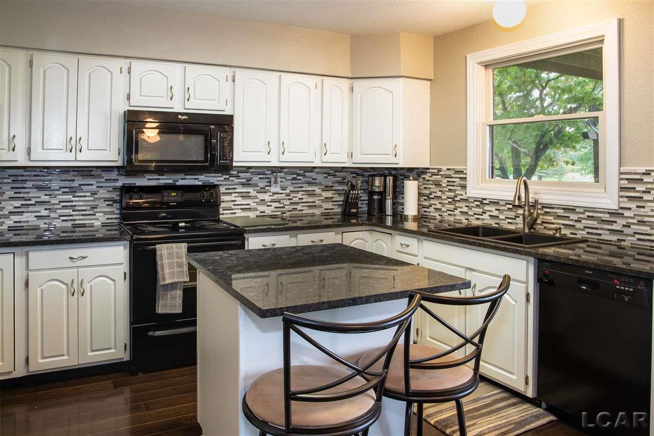 1563 Ives Road Tecumseh, MI 49286 - Photo 21 of 41 31354554-20.JPG