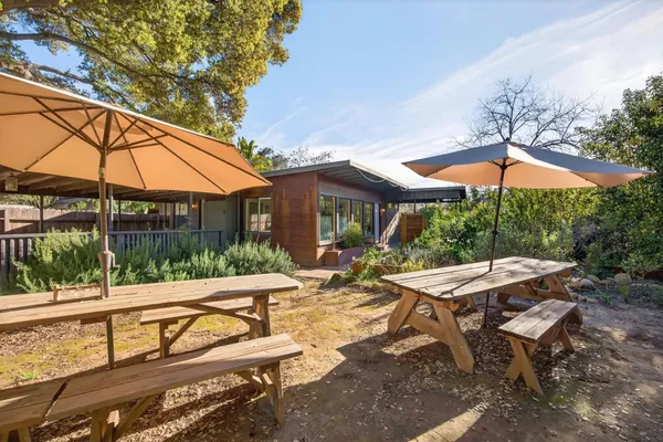 $925,000 | 546 South La Luna Avenue, Ojai, CA 93023