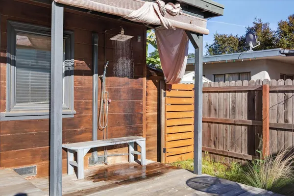 $925,000 | 546 South La Luna Avenue, Ojai, CA 93023