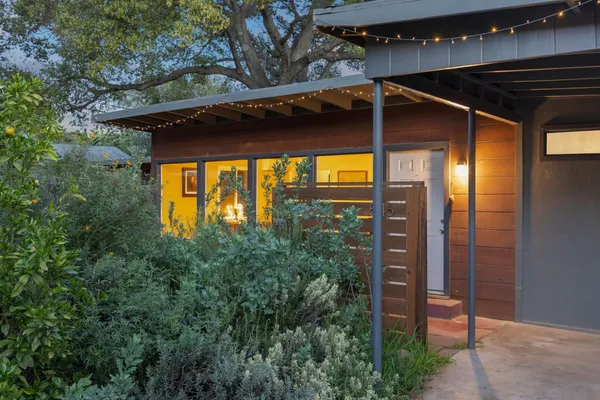 $925,000 | 546 South La Luna Avenue, Ojai, CA 93023