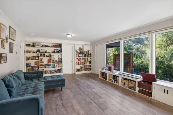 $925,000 | 546 South La Luna Avenue, Ojai, CA 93023