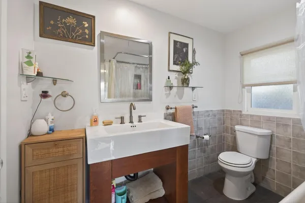 $925,000 | 546 South La Luna Avenue, Ojai, CA 93023