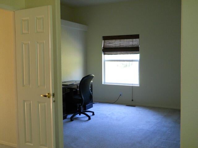 570 Schiefflin Gulch Road Gold Hill, OR 97525 - Photo 18 of 32 Office area off primary bedroom